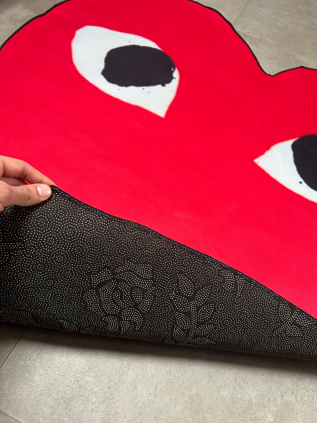 COMME DES GARCONS HEART