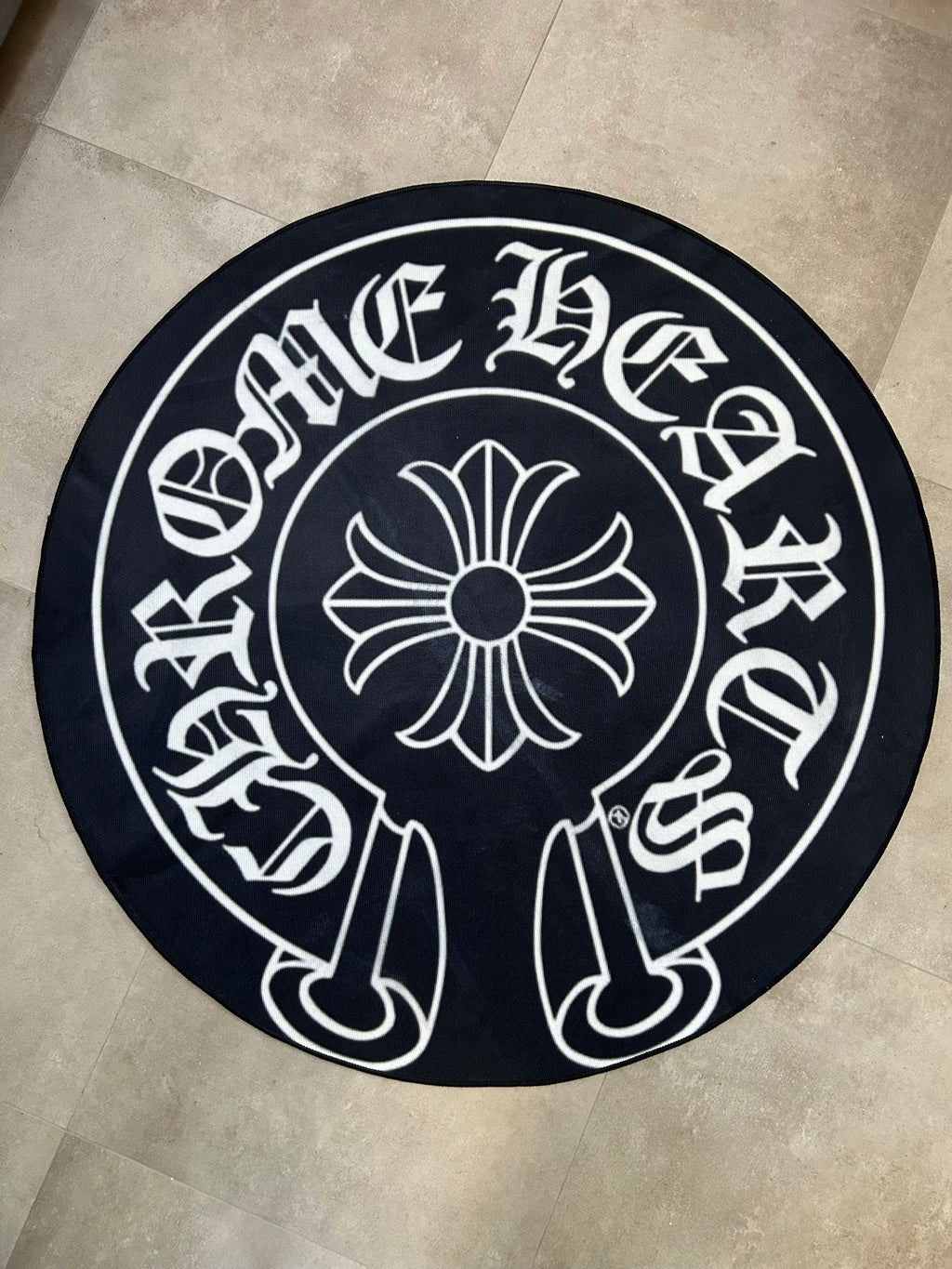 CHROME HEARTS (CIRCLE)