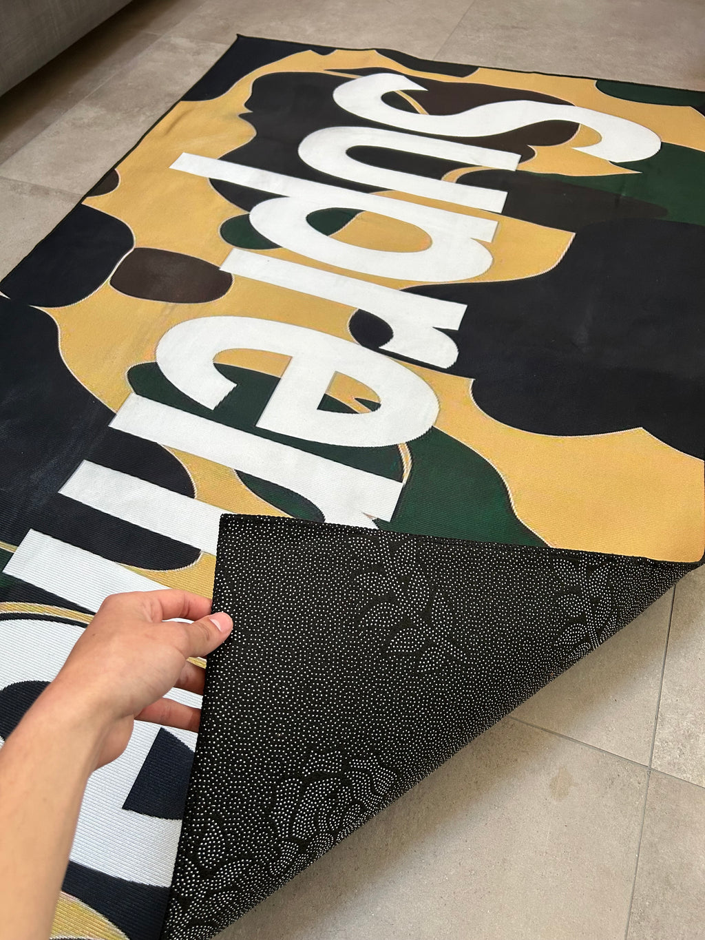 SUPREME CAMO